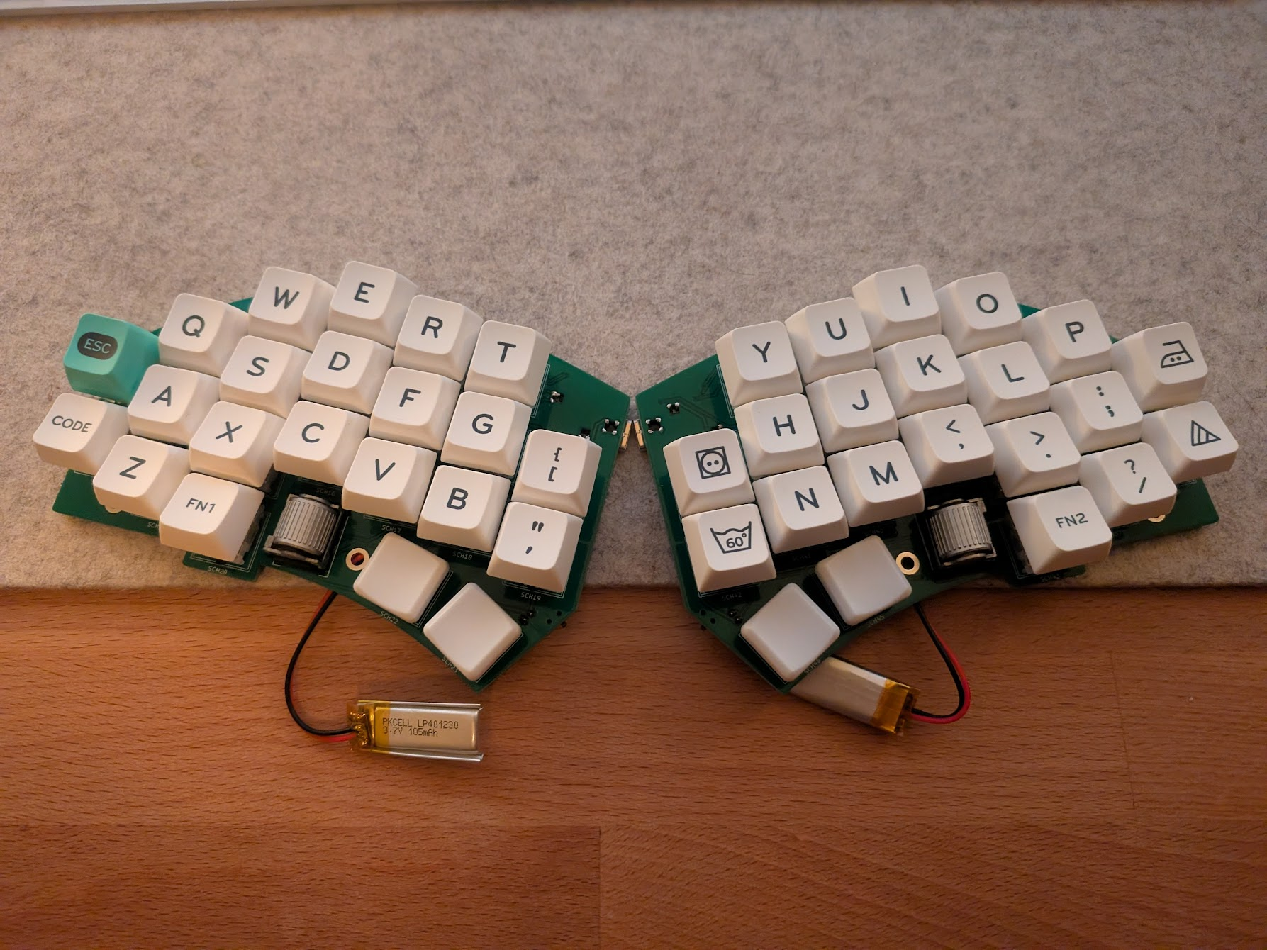 An unfinished-looking 42-key split ergonomic keyboard
